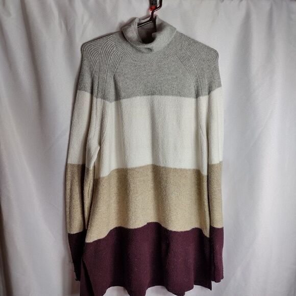 Lane Bryant sweater  - Picture 1 of 7